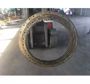 Case 888, Поворотный круг башни экскаватора Case 888, Поворотный круг башни экскаватора